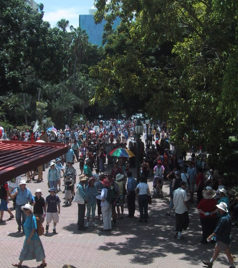 Protesters enter the Brisbane Botanical Gardens